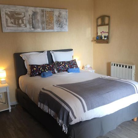 Charmant Appartement Bord De Mer, Plage Кан сюр Мер Екстериор снимка
