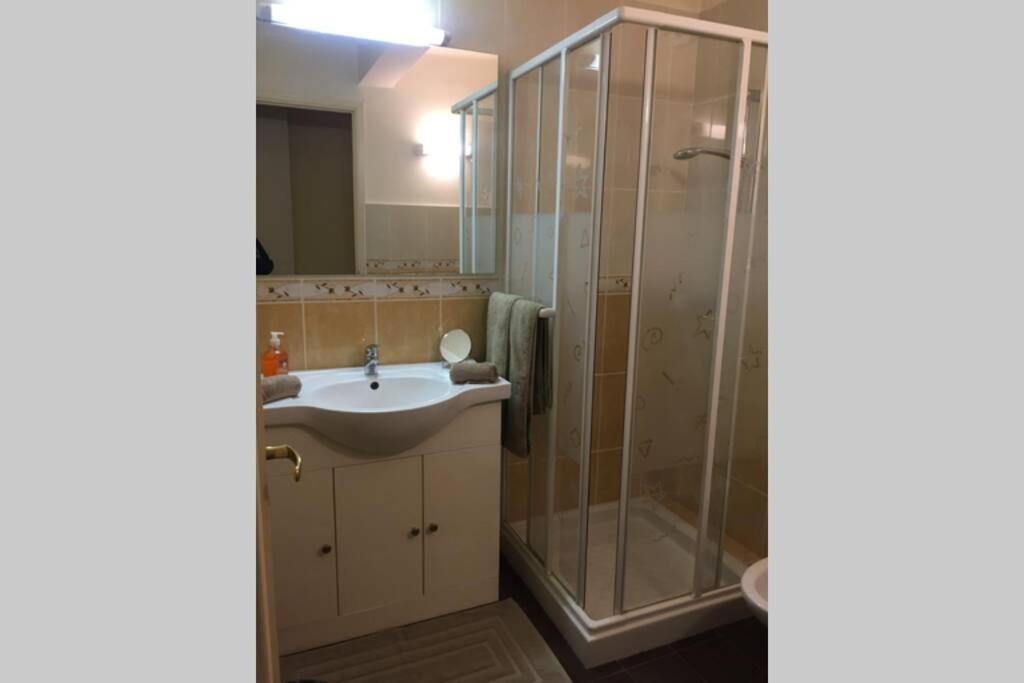 Charmant Appartement Bord De Mer, Plage Кан сюр Мер Екстериор снимка