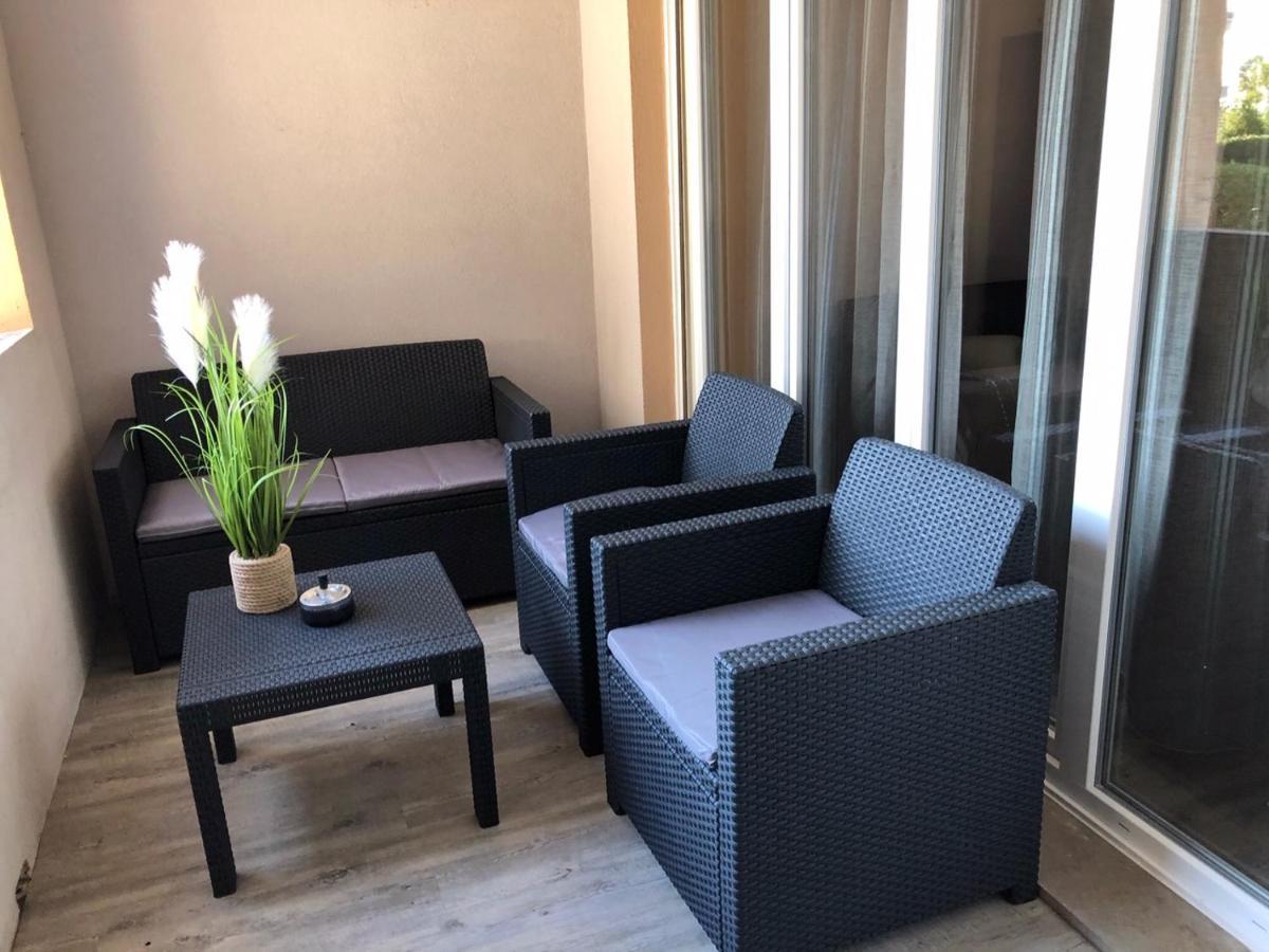 Charmant Appartement Bord De Mer, Plage Кан сюр Мер Екстериор снимка